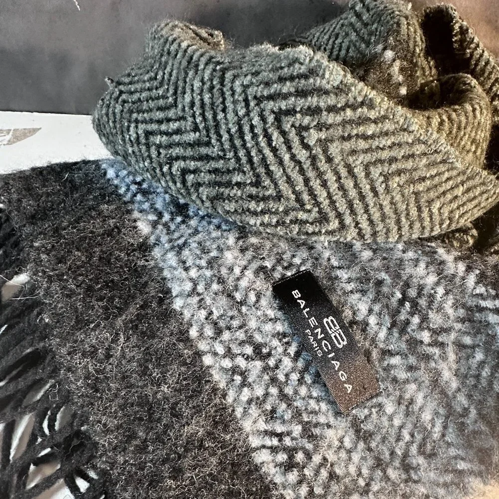 Balenciaga Scarf  Unisex Black Gray Tweed Black BLue Gray Herringbone Chevron